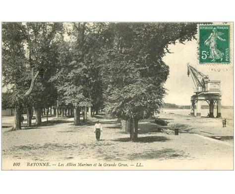 carte postale ancienne 64 BAYONNE Grande Grue Allées Marines 1908