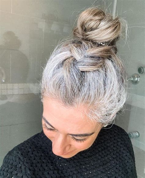 Gorgeous Gray Hairstyles To Try While Growing Out Gray Hair In 2021 Gray Hair Growing Out