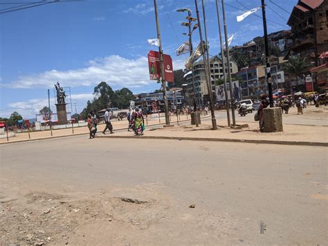 Sp Cial D Cembre Bukavu Aux Allures Dune Journ E Ville Morte La