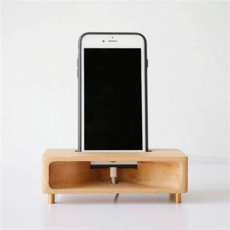 Wooden Phone Amplifier Stand Beech ─ Home Office Small T Packaging