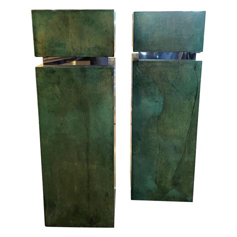 Pair Of Modern Lucite Pedestals At 1stdibs Lucite Pedestals For Art