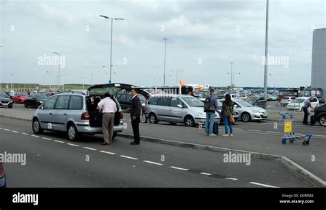Airport Pick Up Drop Off Hi Res Stock Photography And Images Alamy