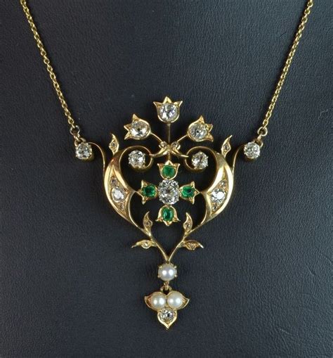 Edwardian Diamond And Emerald Necklace Necklace Chain Jewellery