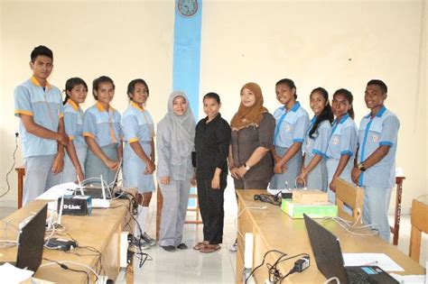 Kerjasama Kelas Industri SMK Negeri 3 Maumere dan Gamelab Indonesia ...
