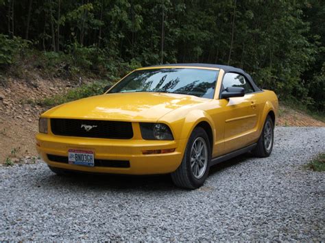 2005 Ford Mustang V6 Convertible Cloth Top