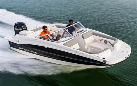 Five of the best family powerboats - boats.com