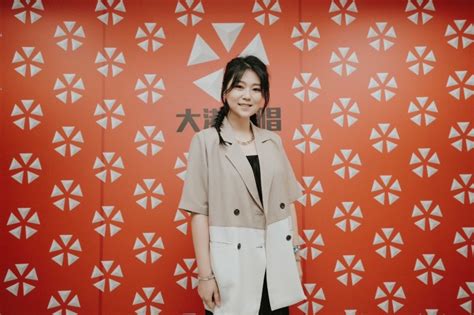 愛最大！台語歌后曹雅雯出櫃 坦承雙性戀女神是她 自由娛樂