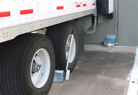 Versachock™ Wheel Chock Wireless Trailer Restraint System Kelley Dock