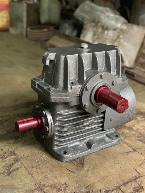 Pb Horizontal And Vertical Worm Reduction Gearbox For Industrial