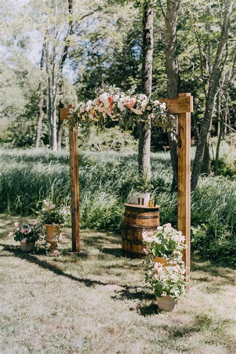 25 Chic And Easy Rustic Wedding Archaltar Ideas For Diy Brides