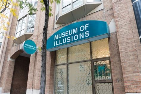 Toronto's Museum of Illusions Is About More Than Just Getting The 'Gram ...