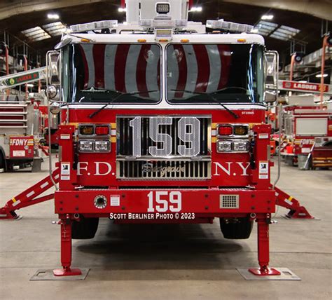 Fdny Tower Ladder Scott Berliner Flickr