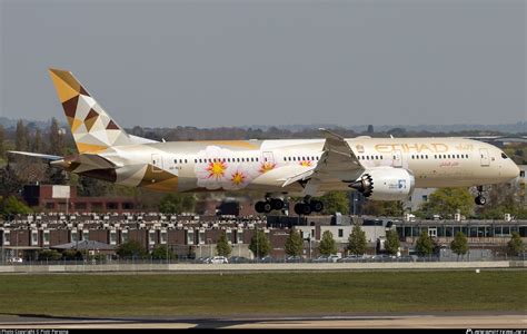 A6 Bls Etihad Airways Boeing 787 9 Dreamliner Photo By Piotr Persona