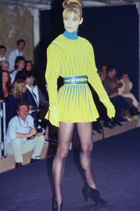 Azzedine Alaia Runway Show FW 1988 in 2024 | Azzedine alaia, Alaia, Fashion