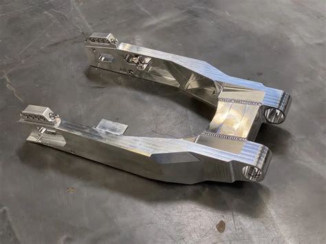 Alloy Art USA Made Performance Aluminum Swingarm For Harley Davidson