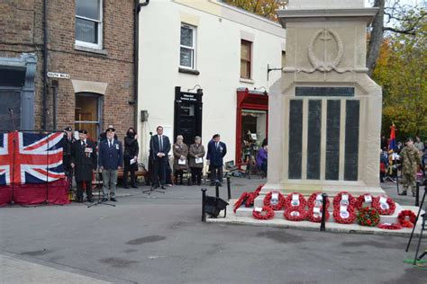 Pictures Dorchester Remembrance Sunday Parade And Service Local