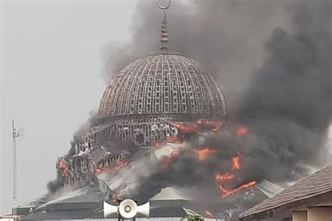 Sejarah Masjid Raya Islamic Center Dibangun Oleh Sutiyoso Dari Bekas