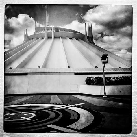 Space Mountain Chuck Greenawalt Flickr