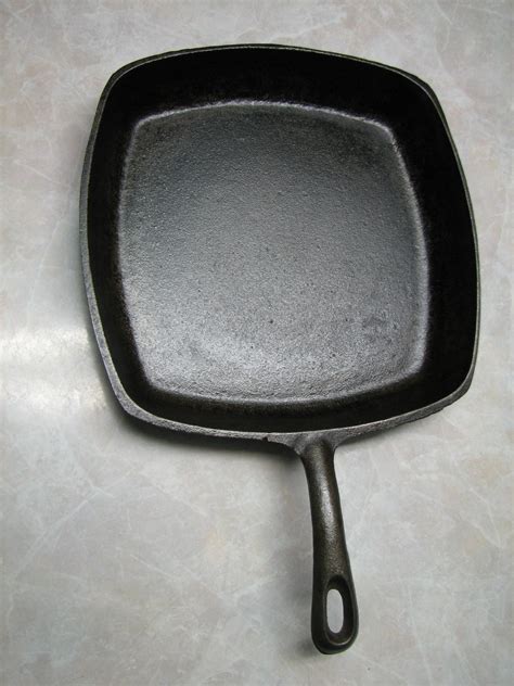 Cast Iron Square Skillet Chefs Pan Bacon By Terenciostreasures