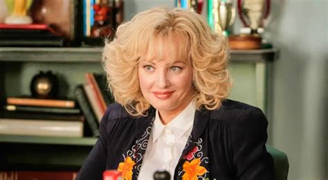 Beverly Goldberg From The Goldbergs Charactour