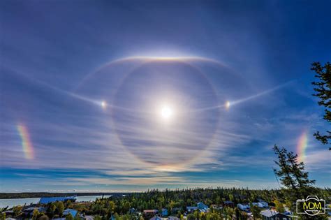 A Sun Halo Sundogs And More Todays Image Earthsky