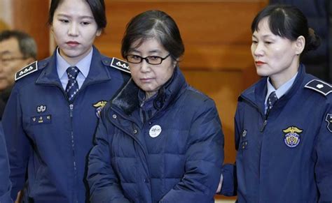 Secret Confidante Choi Soon-sil Of South Korea's President Park Geun-hye Jailed For 20 Years ...