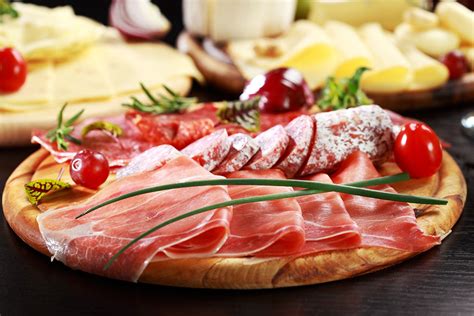 Мясная и колбасная нарезка|Фото