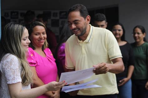 Servidores da assistência social concluem capacitação em libras