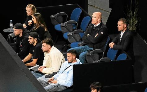 Quand Loïc Féry et des joueurs du Stade Brestois se retrouvent dans la