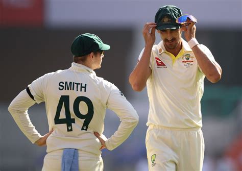 Steven Smith And Umpire Richard Kettleborough Have A Chat After A Drs