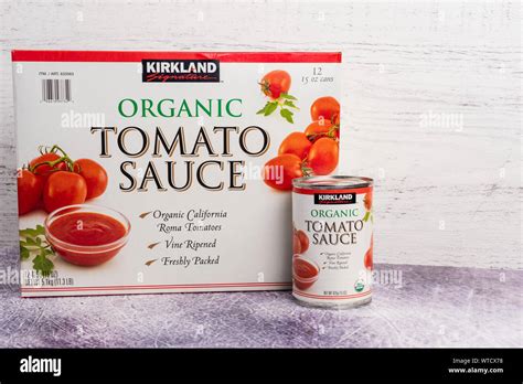 Worcester Pa August 28 2019 Kirkland Organic Tomato Sauce Case Of