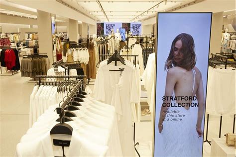 Zara Opent Nieuwe Flagshipstore Met Hologrammen En Robots Retaildetail Nl