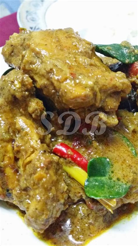 Rendang Ayam Tumis Bonda