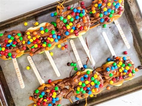 Caramel Apple Slices Cookie Dough And Oven Mitt