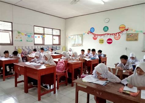 Perajin Batik Adipala Kembangkan Batik Ramah Lingkungan