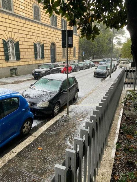 Cronaca Meteo Diretta Italia Bersagliata Da Rovesci Temporali E Neve