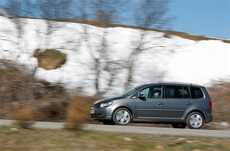 Duelo Monovolumen Vw Touran Vs Toyota Verso Autopista Es