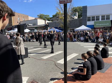 The Annual Maplewood Art Walk & Music Fest Brings Art, Music, and Dance