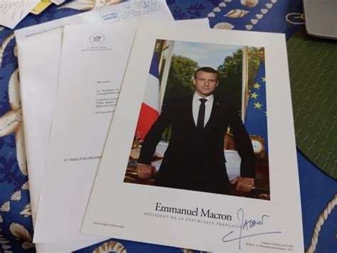 Autographe Du Pr Sident De La R Publique Emmanuel Macron Dur Photo