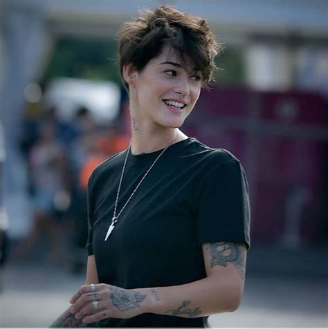 Short Lesbian Hair Haircut Artofit