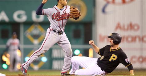 Former Braves shortstop Andrelton Simmons retires - Sports Illustrated ...