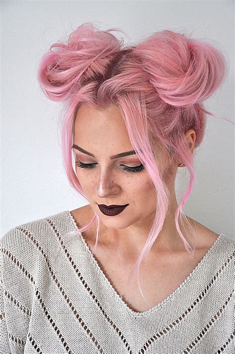 Easy Space Buns Hairstyle Ideas - Crayon