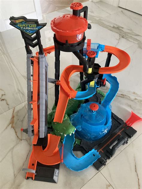 Hot Wheels City Невообразимая автомойка FTB67 40 000 тг Игрушки Астана на Olx