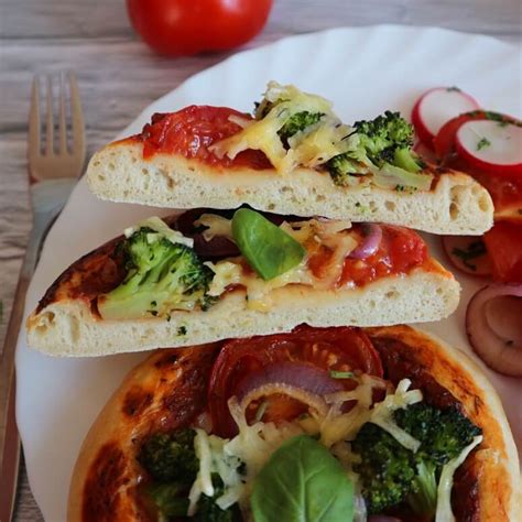 Mini Pizza Or Pizza Bites Vegan Quick Pizzetta Recipe