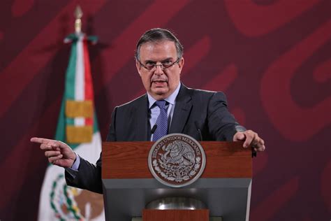 Marcelo Ebrard mete presión a Morena para la definición de la