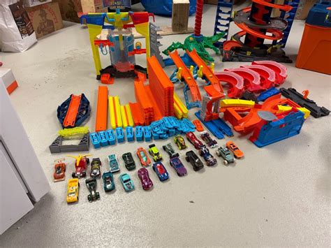 Hot Wheels Sammlung Gebraucht in Samstagern für CHF nur Abholung