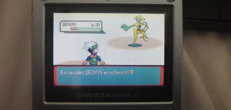 [Gen III] Shiny Deoxys in EMERALD! 3849 RA. Damn sick of that triangle ...