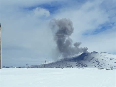 El volcán Copahue volvió a temblar y se declaró el alerta técnico