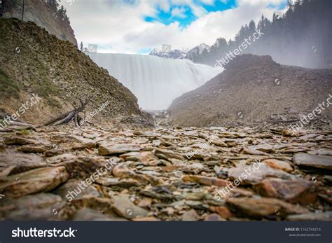 Wapta Falls Yoho National Park Stock Photo 1162744213 | Shutterstock