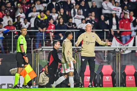 Torcida Do S O Paulo N O Perdoa Dorival J Nior Ap S Nova Derrota